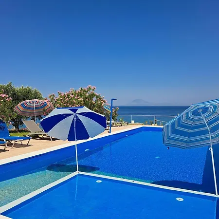 Ithaka 3 アパート *