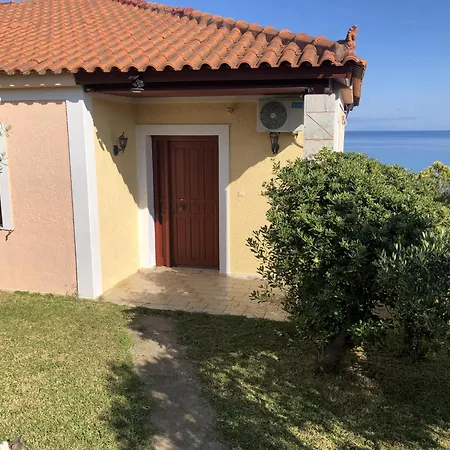 Ithaka 3 Apartment