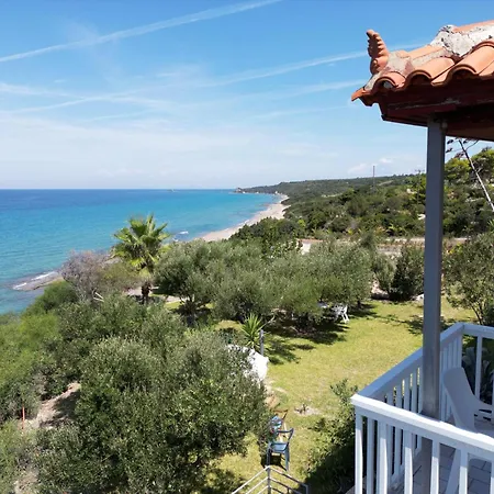 Ithaka 3 * Kástro Tornéze