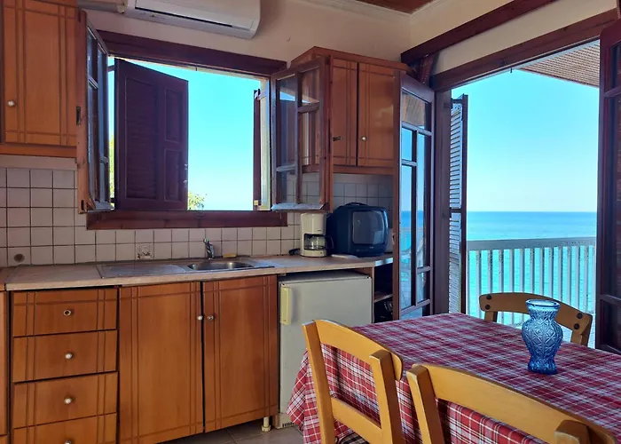 Ithaka 3 Kástro Tornéze